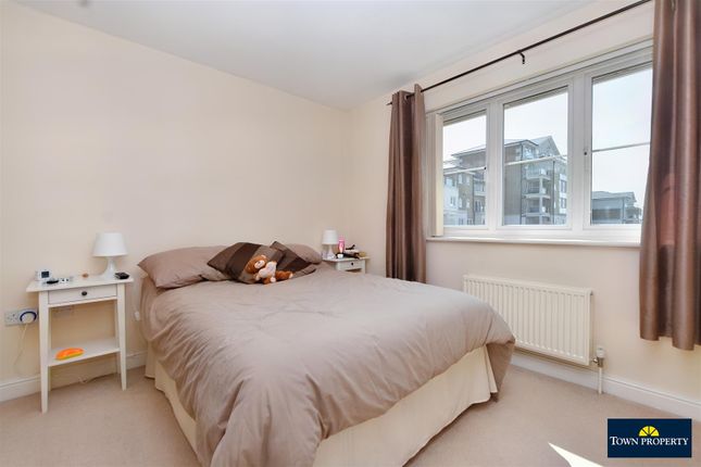 Town house for sale in Phoenix Drive, Eastbourne
