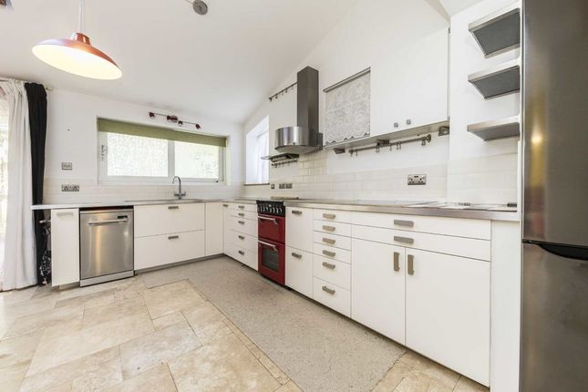 Thumbnail Property to rent in Studland Road, London