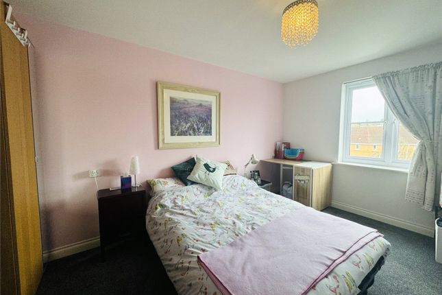 Flat for sale in Archdale Close, Chesterfield, Derbyshire