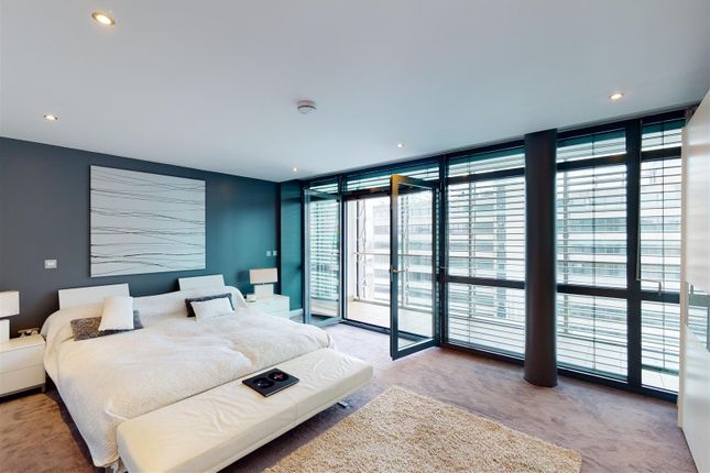 Flat for sale in Deansgate, Manchester