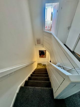 Ramsey Street, London photo 4