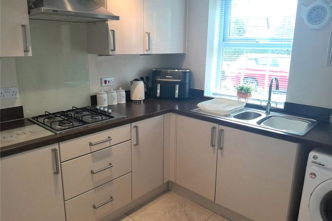 4, Caffrey Grove, Birmingham photo 2