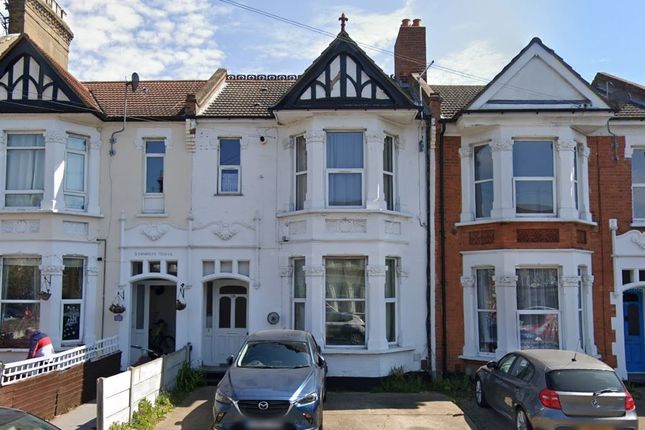 Thumbnail Studio to rent in Southchurch Avenue, Southend-On-Sea