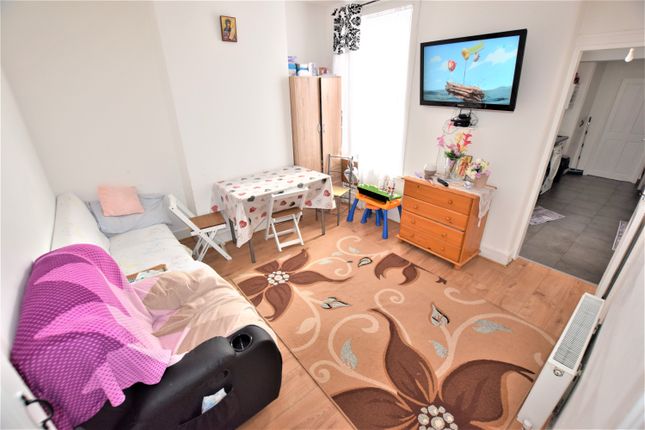 Thumbnail Terraced house for sale in North Road, Ilford