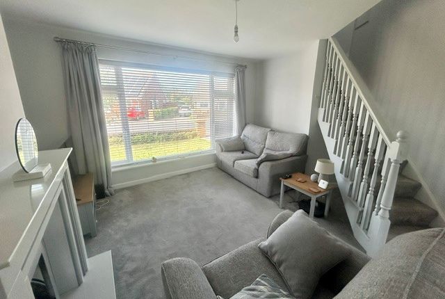 53, THORNTON-CLEVELEYS photo 2