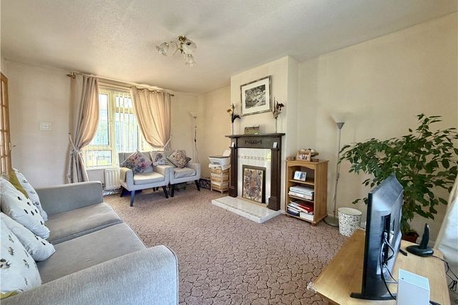 50, Hillyfields, Southampton photo 3