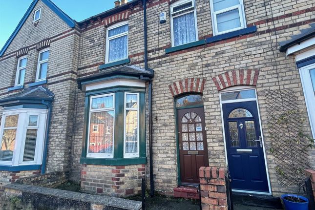 Terraced house for sale in Stepney Avenue, Scarborough