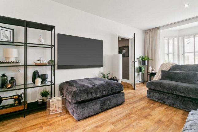 85, Duncolm View, Glasgow photo 4