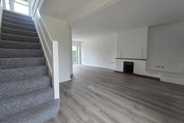 38, Windsor Drive, Market Drayton photo 5