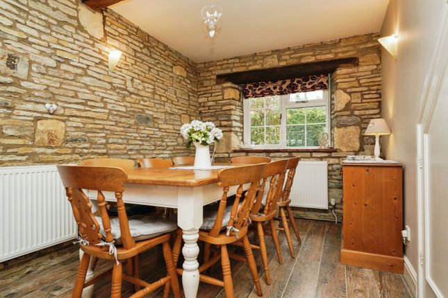 6 Tythe Barn Cottages,, Lenchwick, Worcestershire photo 3