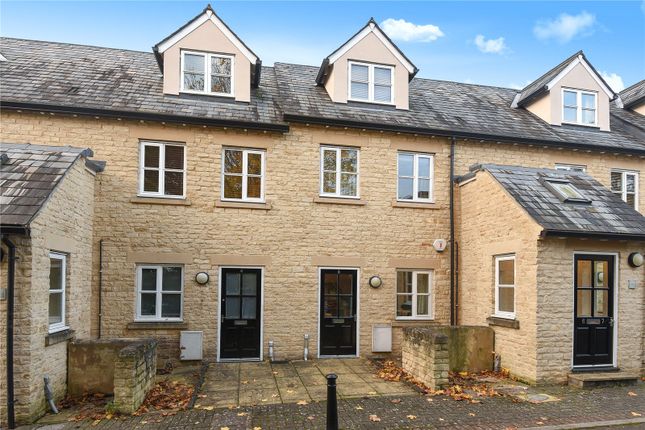 3 bed flat for sale in Cowley Road, Oxford OX4