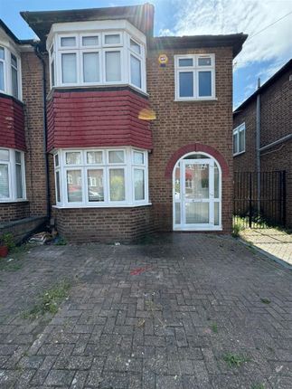 Thumbnail Property to rent in Trevose Road, London