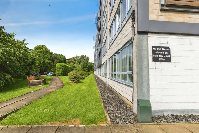 18, Ingledew Court, Leeds photo 4