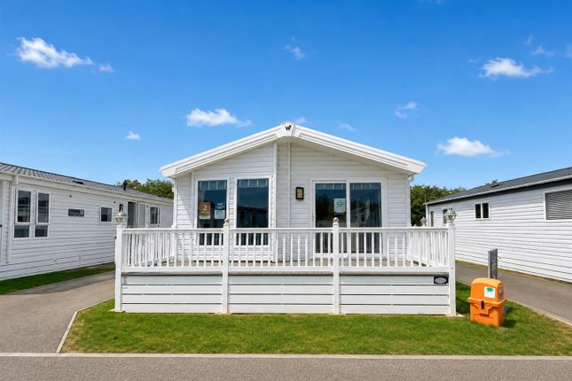 2-bed caravan on Willerby Heathfield, Birchington Vale, Shottendane Road, Birchington, £119,995