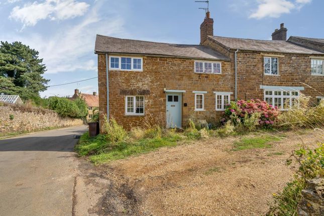 Flat for sale in Wardington, Oxfordshire