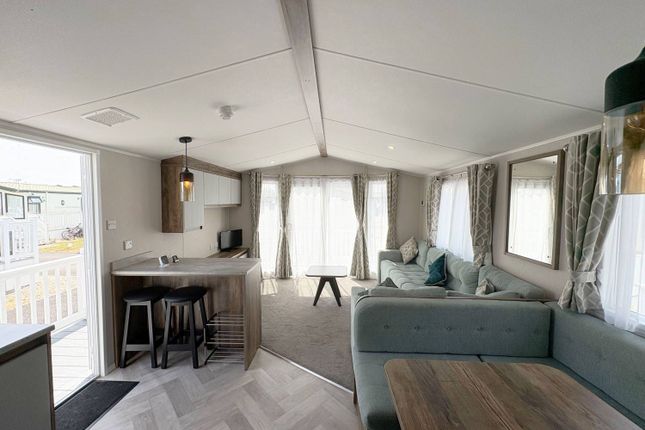 G22, Riverside Holiday Village, Bridgwater Road, Somerset photo 2
