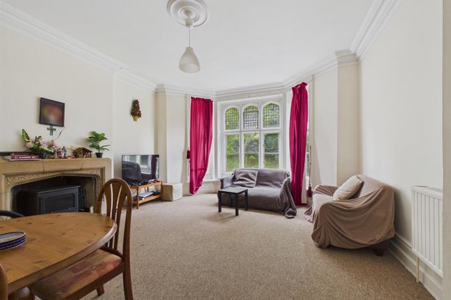 Flat 1, 7, College Grove, Malvern photo 2