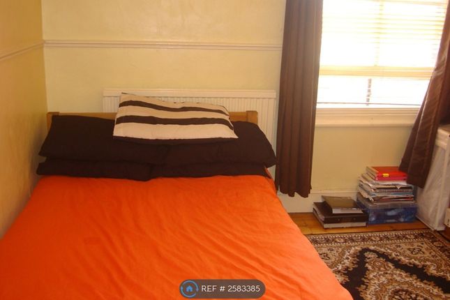 Bedroom 1 Pic 1