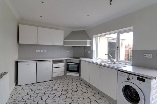 4, Bridge Road, Frampton On Severn photo 3