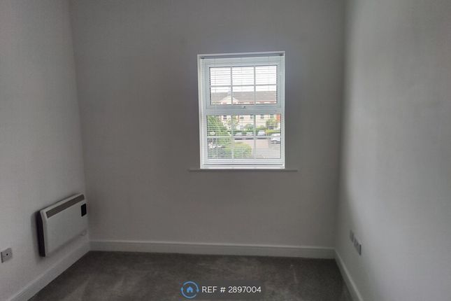 Oak House, Denham Wood Close, Chorley photo 3