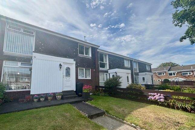 2-bed flat on 42, Highfield Drive, Ashington, £50,000
