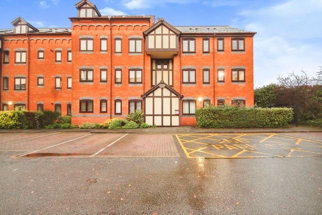 Flat for sale in The Moorings, Leamington Spa