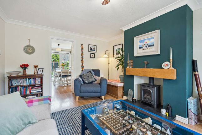 6 Kingseat Drive, Tillicoultry photo 4