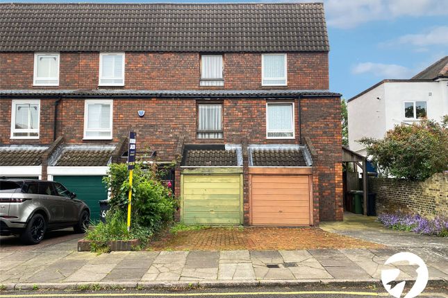 Thumbnail Town house for sale in College Park Close, London