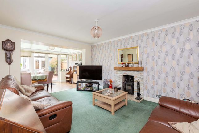 10, STEWART CLOSE, MAIDENHEAD photo 2
