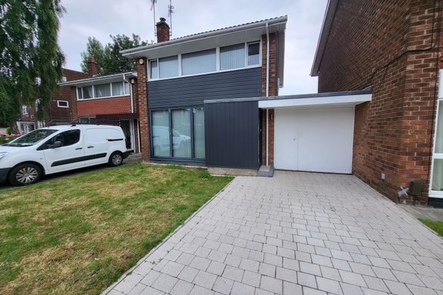 3Â Bedroom Link Detached For Rent