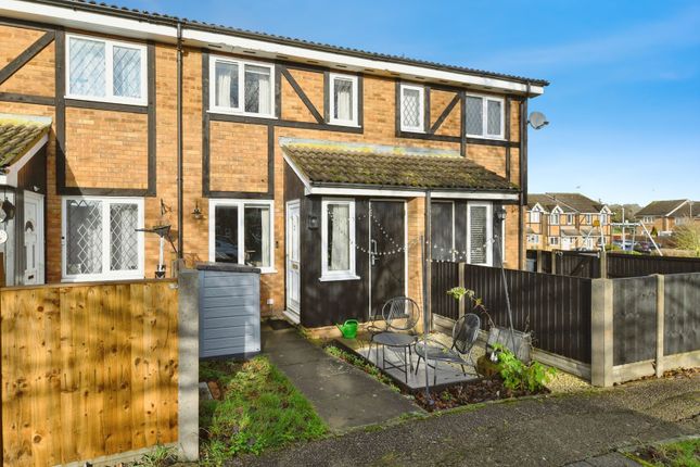 1-bed terraced on 26, Shearwater Close, Hertfordshire, £240,000
