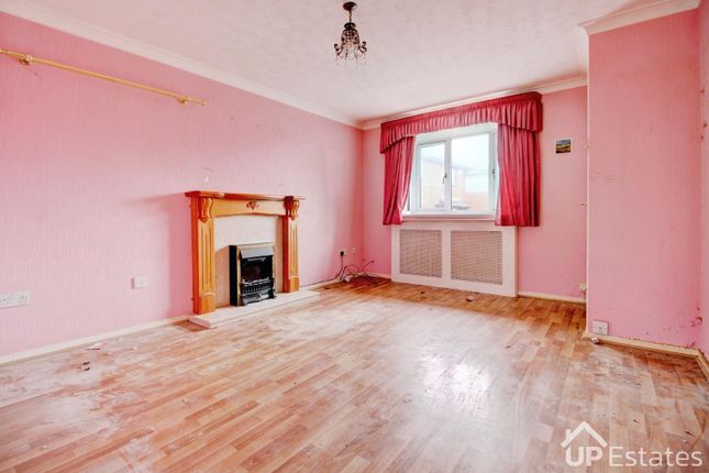 10, Canon Hudson Close, Coventry photo 2