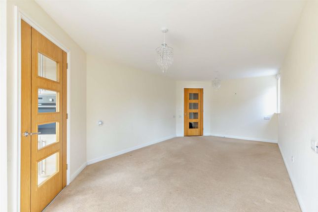 Flat for sale in Isabel Court, Cowick Street, Exeter