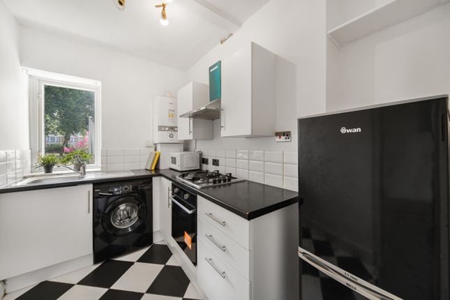 Bernie House , St. Stephens Road, London photo 3