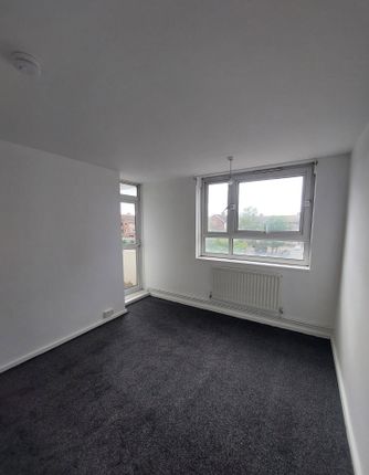 MAY COURT, Pincott Road, London photo 4