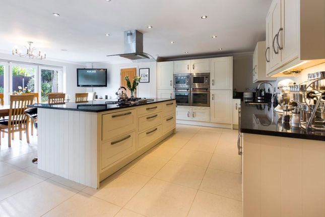 Detached house for sale in Park Avenue, Hutton, Brentwood