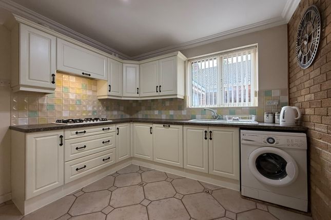 Greenlands Avenue Rossington, Doncaster photo 2