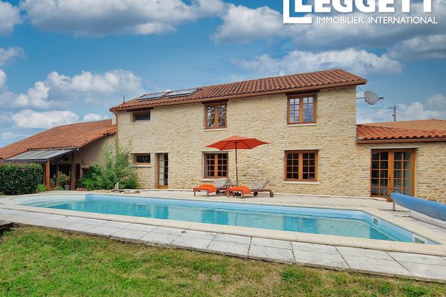 Thumbnail Villa for sale in Saint-Claud, Charente, Nouvelle-Aquitaine