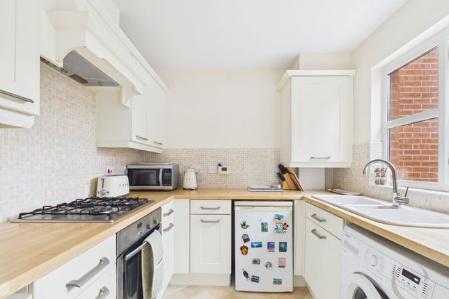 36 Mulberry Crescent, South Shields photo 3