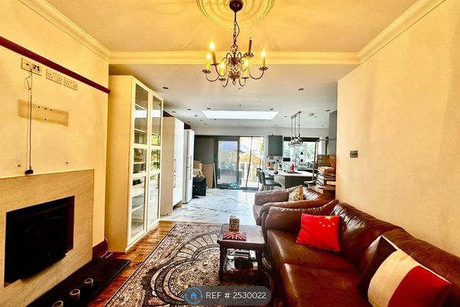 Living &amp; Dining Area