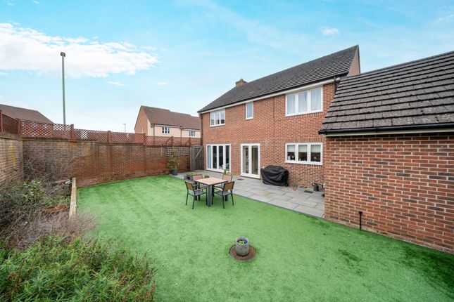 2 Jacob Close, Andover photo 2