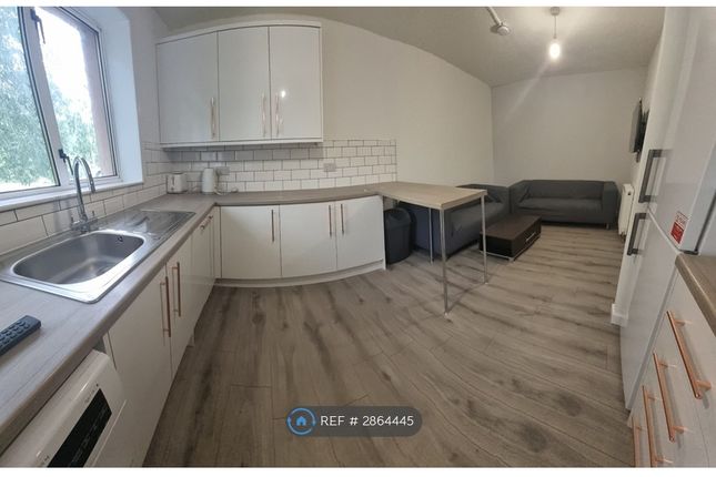 Glebe Court, Glasgow photo 2