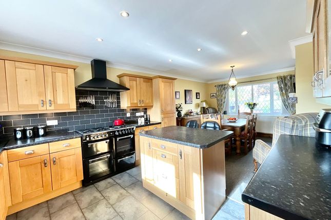 67 Wedgwood Road, Stoke-On-Trent photo 2