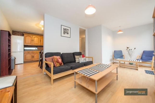 Maisonette to rent in Alexandra Place, London