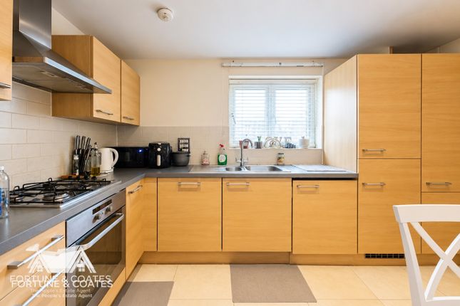 64, Gladwin Way, Harlow photo 4