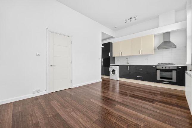 Flat 2, 48, Perham Road, London photo 2
