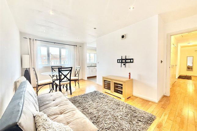 11, Balmoral House, Stanmore photo 4