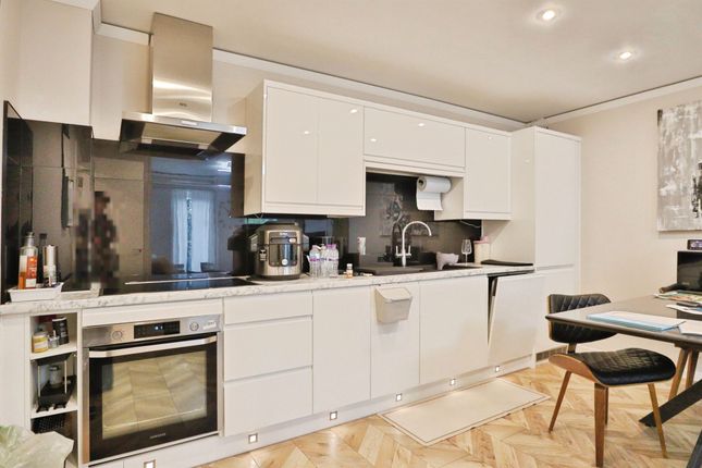 Elmwood Lane, Leeds photo 3