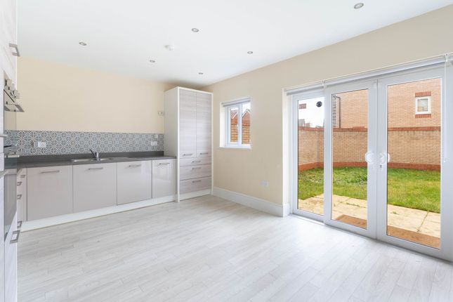 23 St. Edmunds Way, Cambridge photo 3