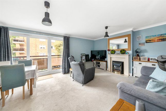 15, Shannon Way, Beckenham photo 2